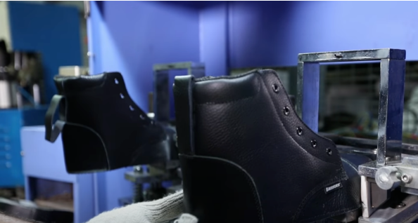 20萬人的鞋業中心損失慘重，50家鞋廠麵臨（lín）關閉！