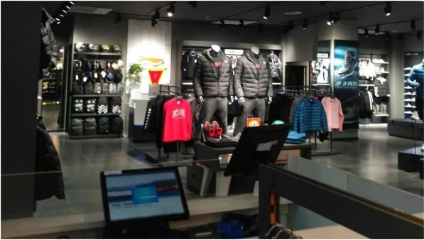 李寧、安踏們股價下滑，庫存問題（tí）是（shì）關鍵（jiàn）？