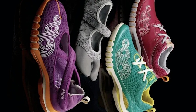 HOKA的姐妹品牌七年後“整容”歸來？定位高端跑（pǎo）鞋，中（zhōng）國不（bú）賣！