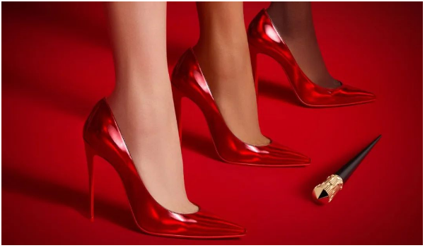 頂級奢侈鞋履品牌指控前（qián）員工盜竊並銷售新款樣品鞋！