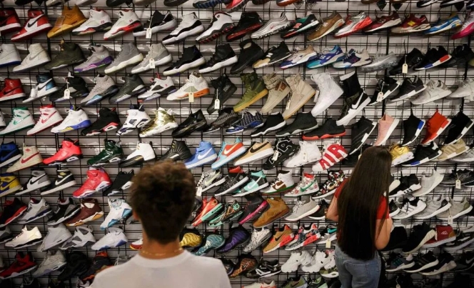 鞋價飆升（shēng）預警！鞋履價格的持續（xù）走（zǒu）高（gāo），未來或成（chéng）常態！