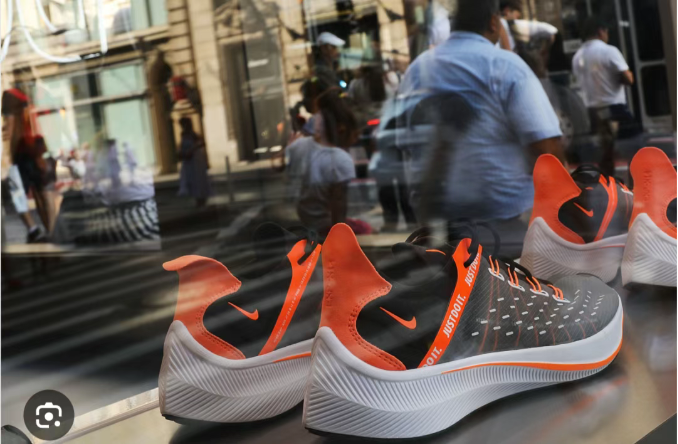 剛剛！美（měi）國鞋服（fú）品牌宣布，暫停訂單，停止招聘