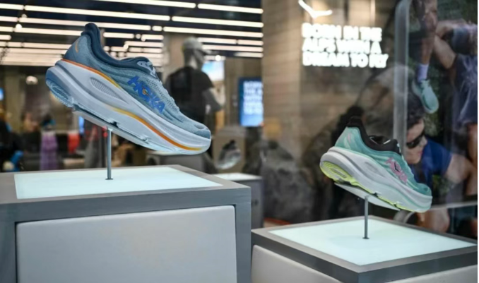 關稅（shuì）由（yóu）客戶承擔？製鞋大廠訂單仍強勁！下半年（nián）正常（cháng）接單